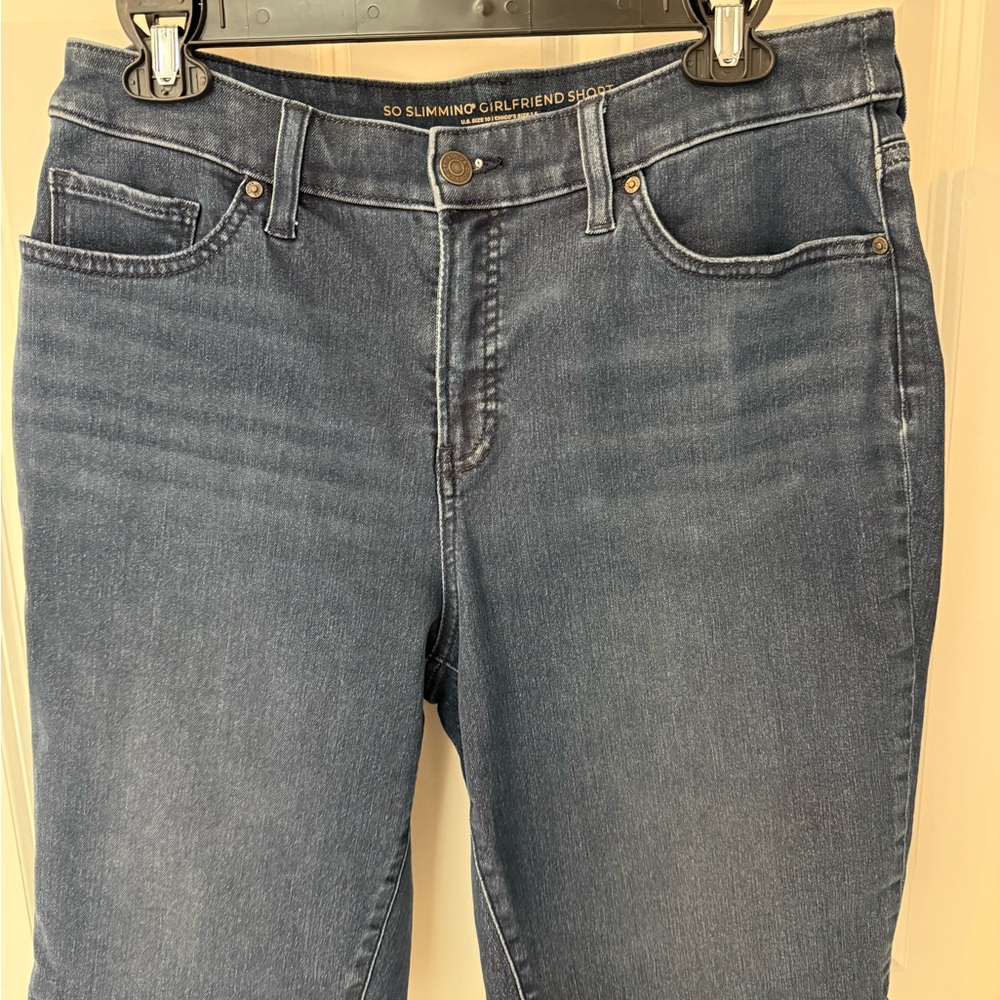 Chico’s Size 1.5 or size 10 like new Girlfriend Jeans - Blue